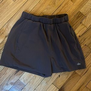 Alo brown shorts